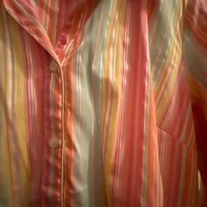 MULTICOLORED BUTTON DOWN